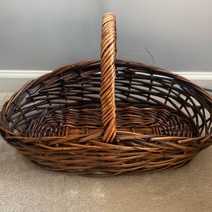 Wicker basket